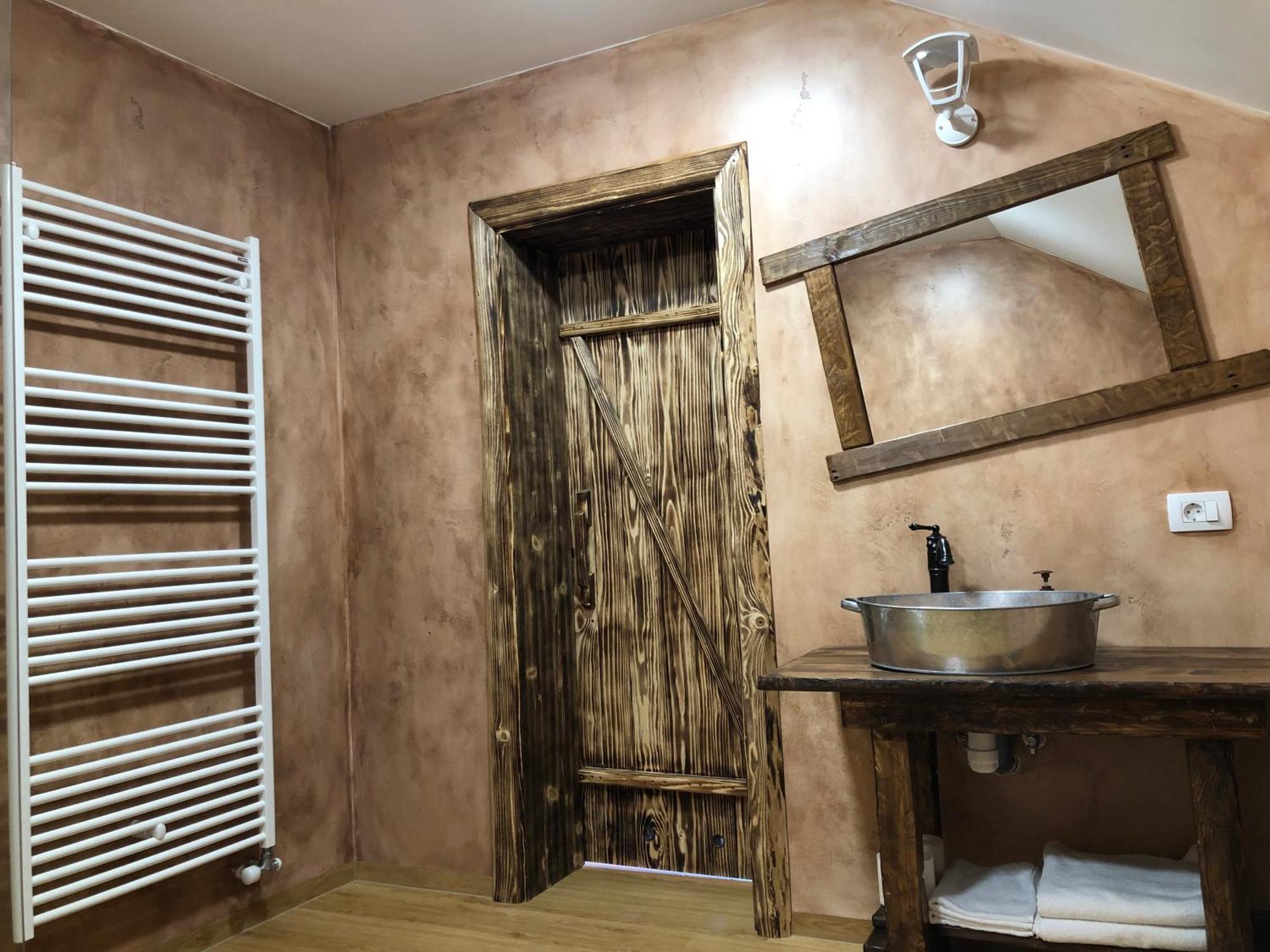 Hotel Vamis Gornji Petrovci Esterno foto