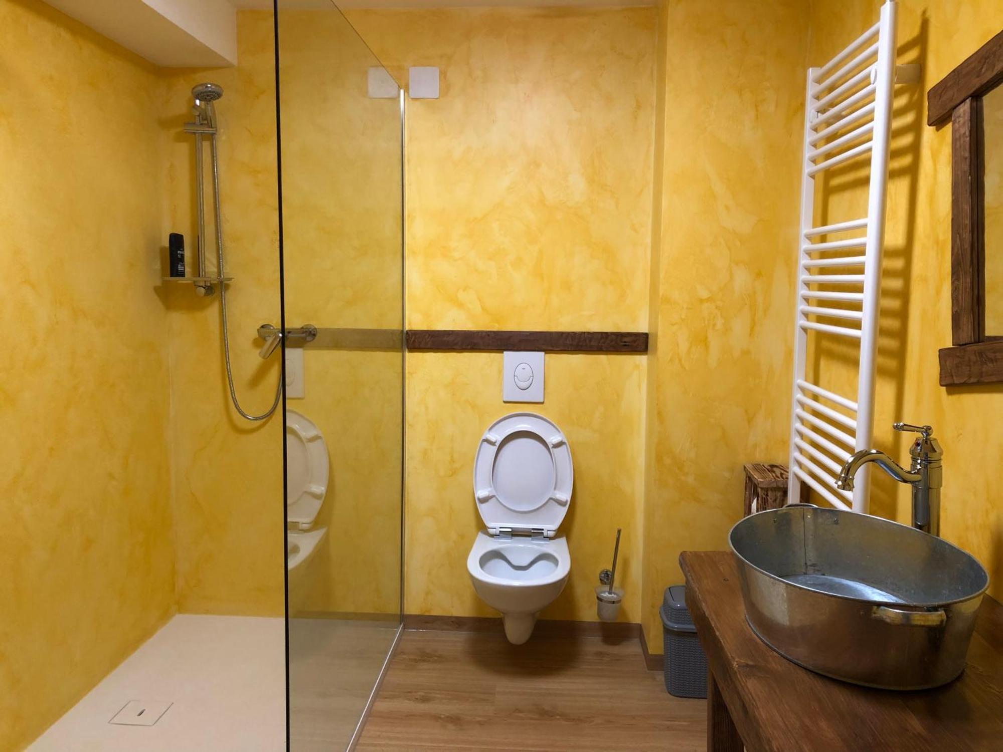 Hotel Vamis Gornji Petrovci Camera foto